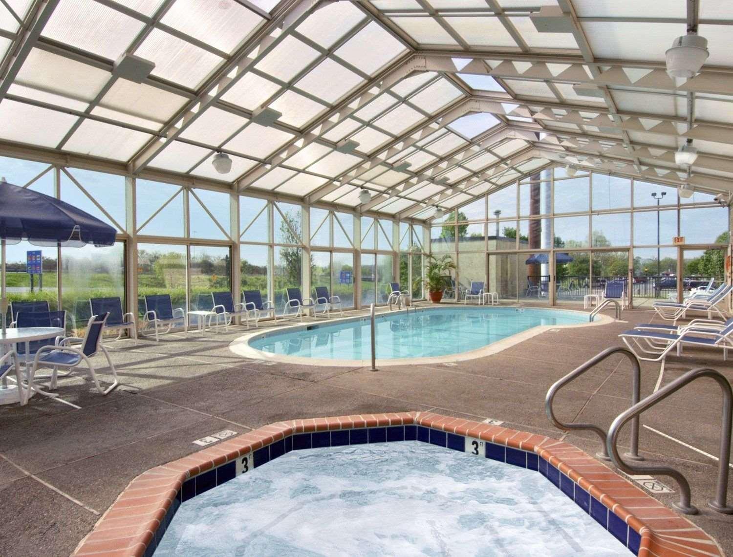 Hotel Baymont By Wyndham Corbin Exterior foto