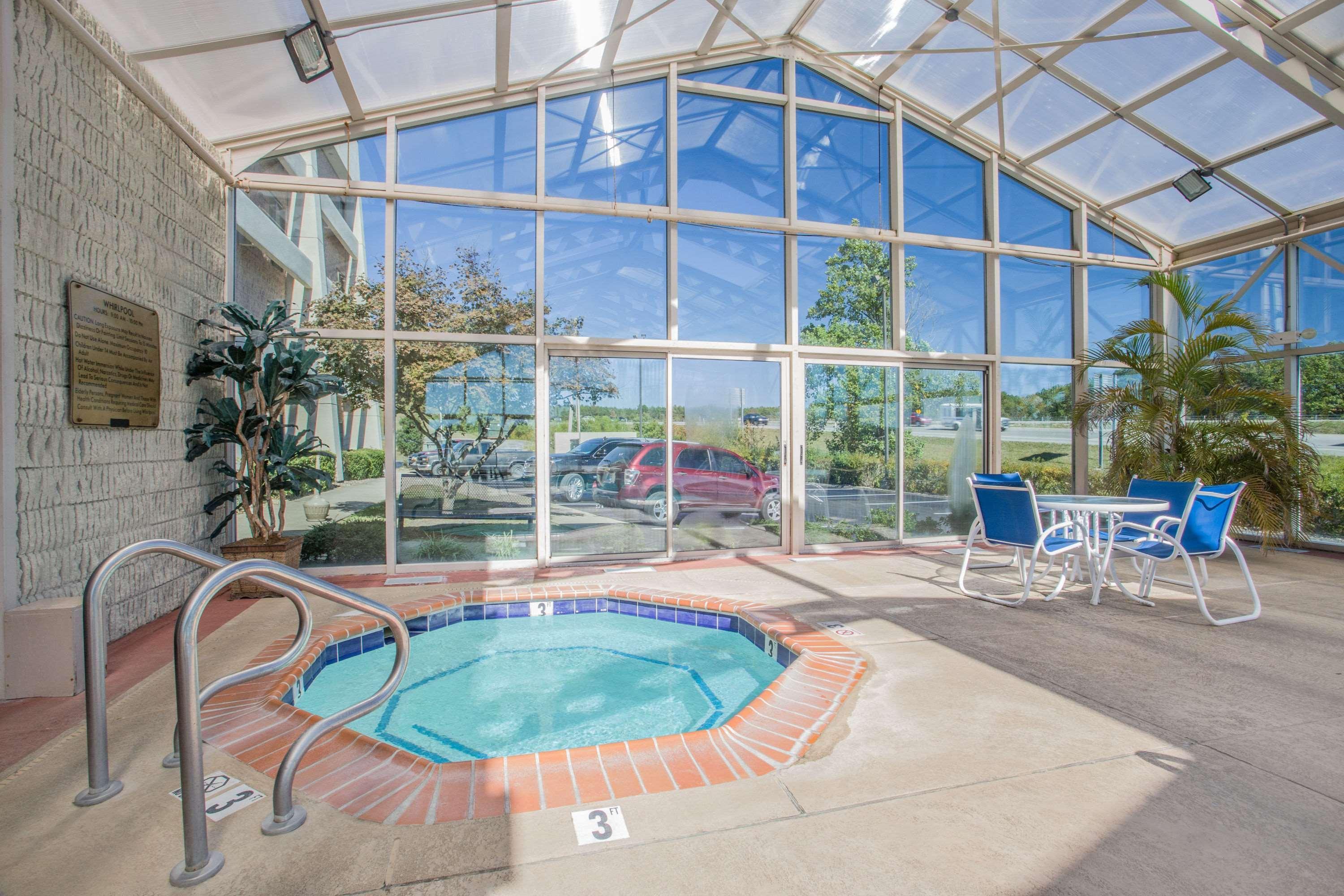 Hotel Baymont By Wyndham Corbin Exterior foto